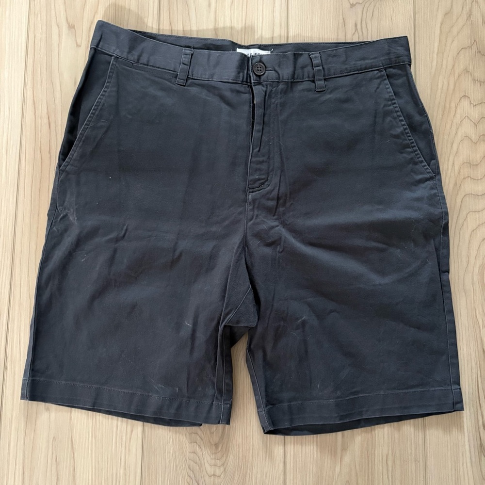 Five Four 34W Classic Fit flat front charcoal gray shorts